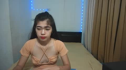 Snapshot of pinaycutie_sylvia chatting on October 2025 11:27:02 PM Via online show from October 2025 11:27:02 PM