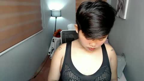 Snapshot of pinayprincesslyn chatting on January 2025 02:43:02 AM Lyn the Lesbian online show from January 2025 02:43:02 AM