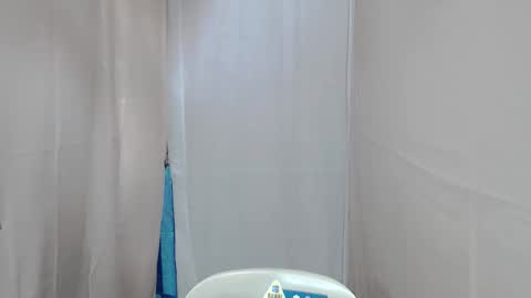 celistina Crwford online show from December 2025 03:15:01 AM