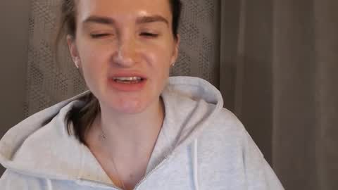       online show from February 2025 05:18:02 PM