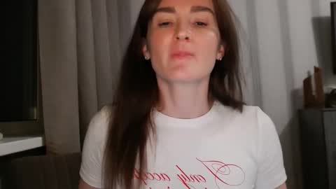       online show from November 2025 06:52:02 PM