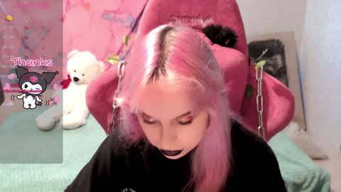 Nancy online show from December 2024 09:02:01 PM