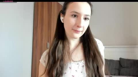 pingviluly online show from November 2025 07:42:01 AM