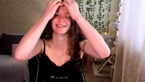 Snapshot of pink__sun chatting on March 2026 04:40:01 AM Stephanie online show from March 2026 04:40:01 AM