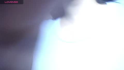 tiffany online show from November 2025 10:15:02 PM