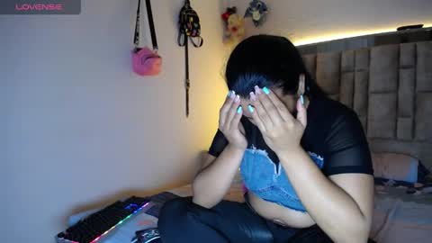 tiffany online show from April 2026 07:52:01 PM