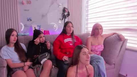 pink_as online show from February 2026 01:26:02 PM