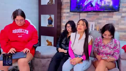 pink_as online show from February 2026 04:31:01 AM