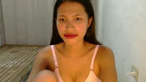 Snapshot of pink_bubbles011 chatting on May 2026 05:26:01 AM pink_bubbles011 online show from May 2026 05:26:01 AM