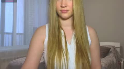 Snapshot of pink_rosee_ chatting on February 2025 03:08:01 AM online show from February 2025 03:08:01 AM