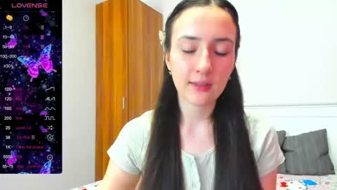 Snapshot of pink_soda33 chatting on July 2026 12:04:02 AM pink_soda33 online show from July 2026 12:04:02 AM