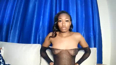 PinkyAura online show from June 2026 11:49:02 AM