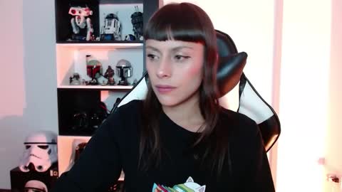 Emily online show from September 2025 01:06:02 AM