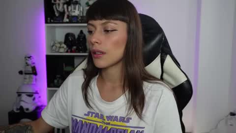 Emily online show from February 2026 04:11:02 PM