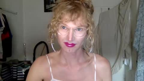 Snapshot of pinkfag chatting on February 2025 11:27:02 AM pinkfag online show from February 2025 11:27:02 AM