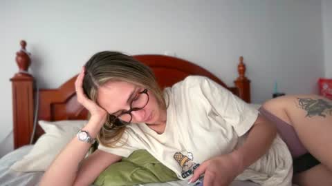 Snapshot of pinkilola chatting on June 2026 08:54:01 PM Pinkilola online show from June 2026 08:54:01 PM