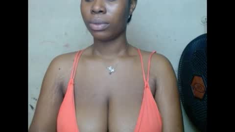 Snapshot of pinkxsugar chatting on September 2025 08:19:01 AM pinkxsugar online show from September 2025 08:19:01 AM