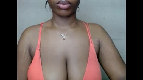 Snapshot of pinkxsugar chatting on October 2025 07:04:02 AM pinkxsugar online show from October 2025 07:04:02 AM