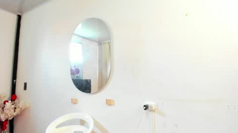 Snapshot of pinky_f00x chatting on June 2026 07:22:02 PM pinky_f00x online show from June 2026 07:22:02 PM