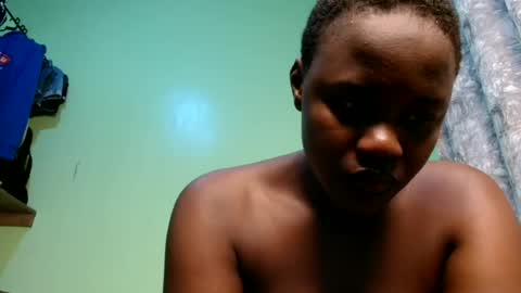 Snapshot of pinkylips_ebony chatting on June 2026 07:19:01 PM pinky online show from June 2026 07:19:01 PM