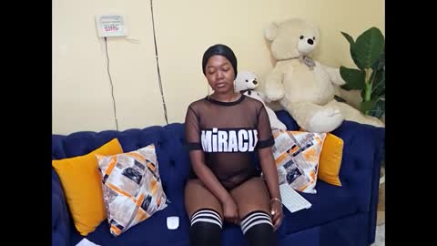 Pinky online show from December 2024 01:06:01 PM