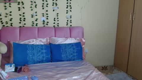 Pinky online show from March 2026 01:55:01 AM