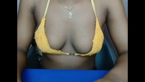 pinkyxxpussy online show from January 2026 10:02:02 PM