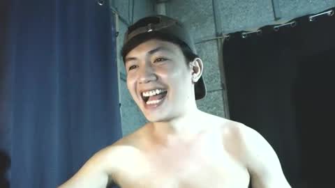 Snapshot of pinoy_petitehugecock chatting on September 2025 04:12:01 PM alex online show from September 2025 04:12:01 PM