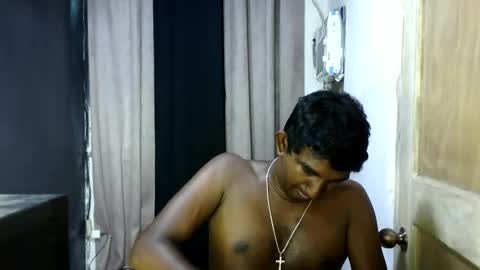 Snapshot of pinoybbc_xx chatting on March 2026 05:35:01 AM rayvienn online show from March 2026 05:35:01 AM