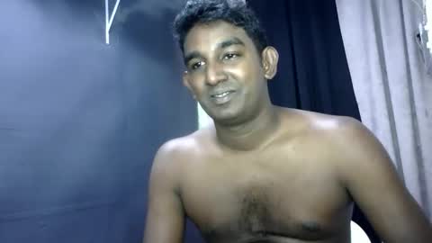 Snapshot of pinoybbc_xx chatting on April 2026 04:04:02 AM rayvienn online show from April 2026 04:04:02 AM