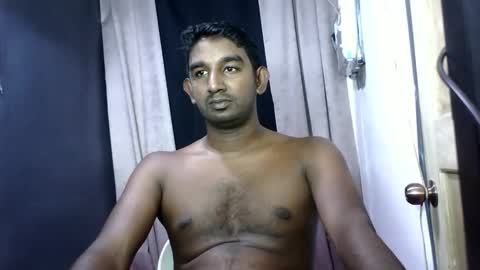 Snapshot of pinoybbc_xx chatting on April 2026 07:58:02 AM rayvienn online show from April 2026 07:58:02 AM