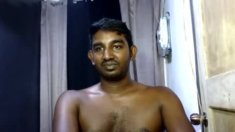 Snapshot of pinoybbc_xx chatting on April 2026 12:46:02 AM rayvienn online show from April 2026 12:46:02 AM