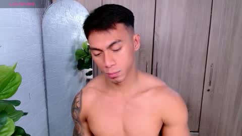 ethan online show from November 2025 03:38:02 AM