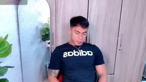 ethan online show from November 2025 04:01:02 AM