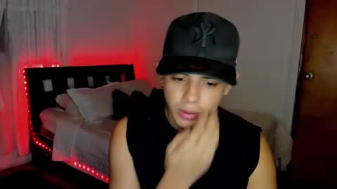 Snapshot of piperodriguez_ chatting on January 2025 02:33:02 AM Pipe Rodriguez online show from January 2025 02:33:02 AM