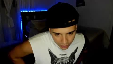 Snapshot of piperodriguez_ chatting on January 2025 06:52:01 AM Pipe Rodriguez online show from January 2025 06:52:01 AM