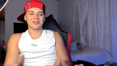 Snapshot of piperodriguez_ chatting on February 2025 11:11:02 PM Pipe Rodriguez online show from February 2025 11:11:02 PM