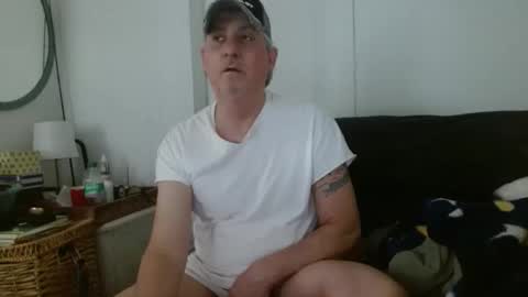 Snapshot of pirate334 chatting on April 2026 06:46:02 PM pirate334 online show from April 2026 06:46:02 PM