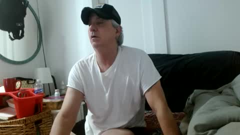 Snapshot of pirate334 chatting on May 2026 03:20:02 PM pirate334 online show from May 2026 03:20:02 PM
