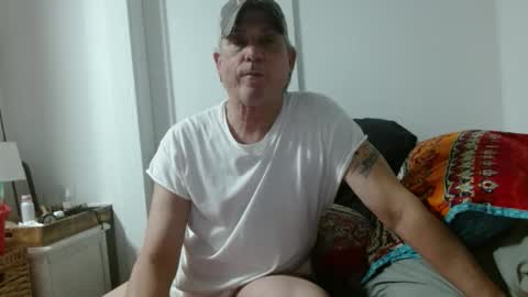 Snapshot of pirate334 chatting on May 2026 05:46:02 AM pirate334 online show from May 2026 05:46:02 AM