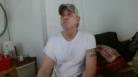 Snapshot of pirate334 chatting on May 2026 05:08:01 PM pirate334 online show from May 2026 05:08:01 PM
