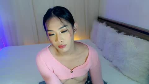 Ari online show from December 2024 11:45:02 AM