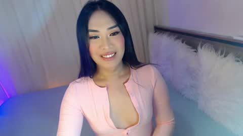 Ari online show from October 2025 10:59:01 AM