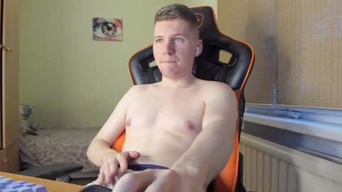 Pierre online show from December 2024 08:06:02 AM