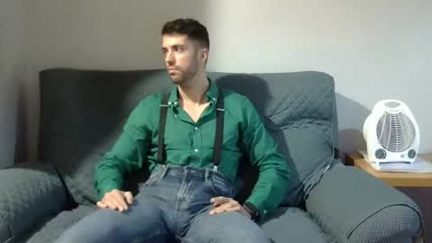 Snapshot of pitruki00 chatting on January 2026 11:25:01 AM pitruki00 online show from January 2026 11:25:01 AM