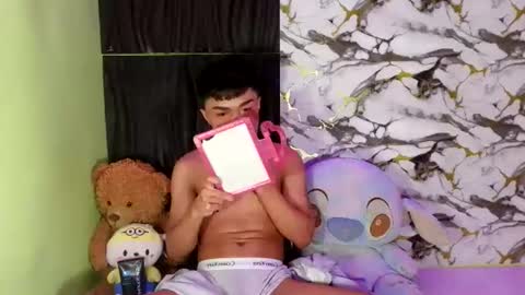 Snapshot of pixie_hugecock chatting on June 2026 07:05:02 PM jay online show from June 2026 07:05:02 PM