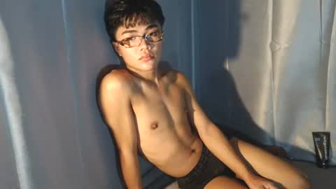 Snapshot of pixie_hugecock chatting on July 2026 05:15:02 PM jay online show from July 2026 05:15:02 PM