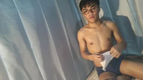 Snapshot of pixie_hugecock chatting on July 2026 07:16:01 PM jay online show from July 2026 07:16:01 PM