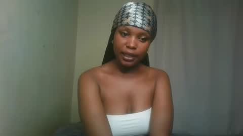 Snapshot of pixie_roman chatting on December 2024 10:39:02 AM Majesty online show from December 2024 10:39:02 AM