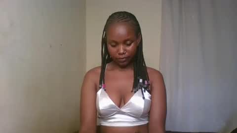 Snapshot of pixie_roman chatting on January 2025 01:05:02 PM Majesty online show from January 2025 01:05:02 PM